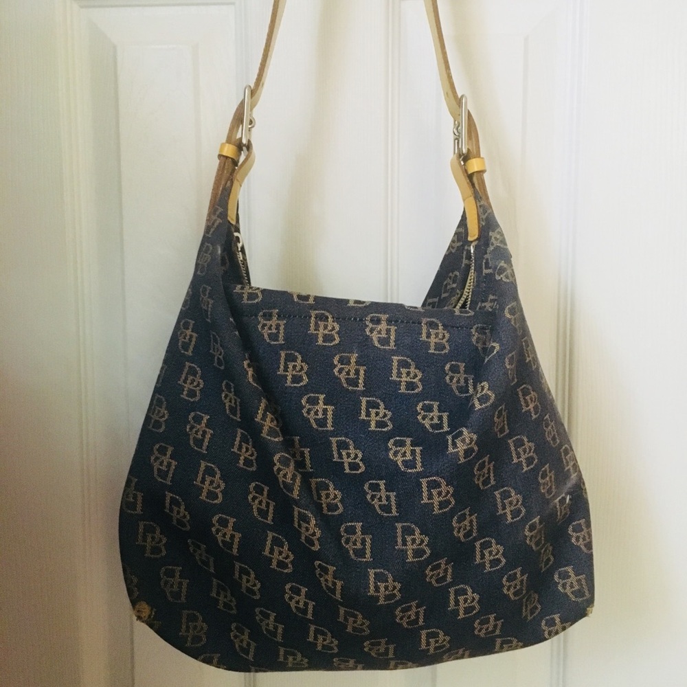 Dooney & Bourke Bag